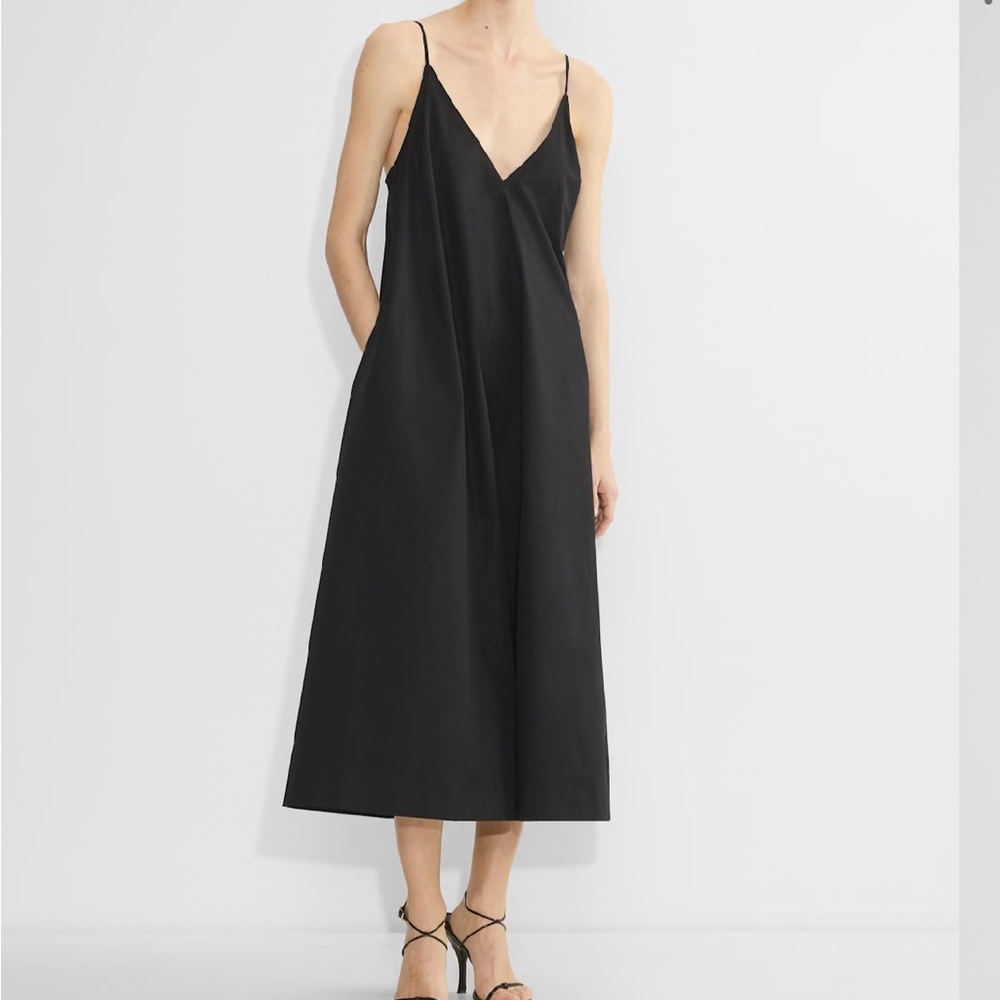 *NWT* Aritzia Nouvelle Poplin Dress